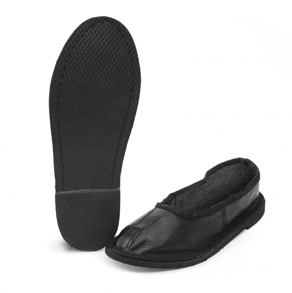 Тапочки закрытые (юфть, микропора) мод. 120-0037-01